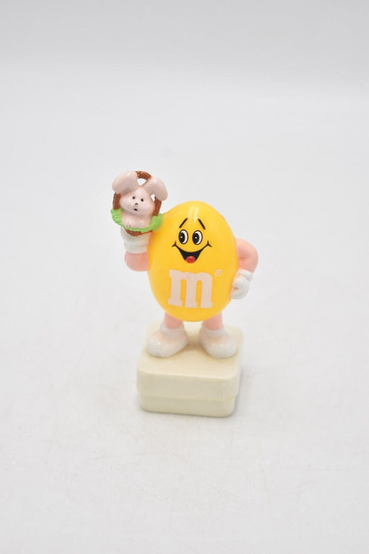 M&M's Yellow Peanut Character Easter Cake Topper 1992