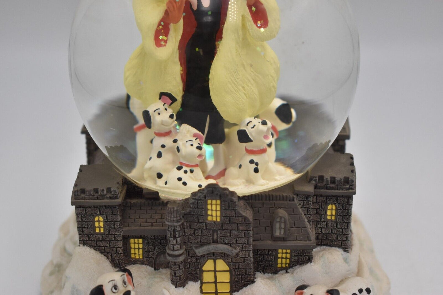 Disney 101 Dalmatians Cruella de Vil Musical Snow Globe