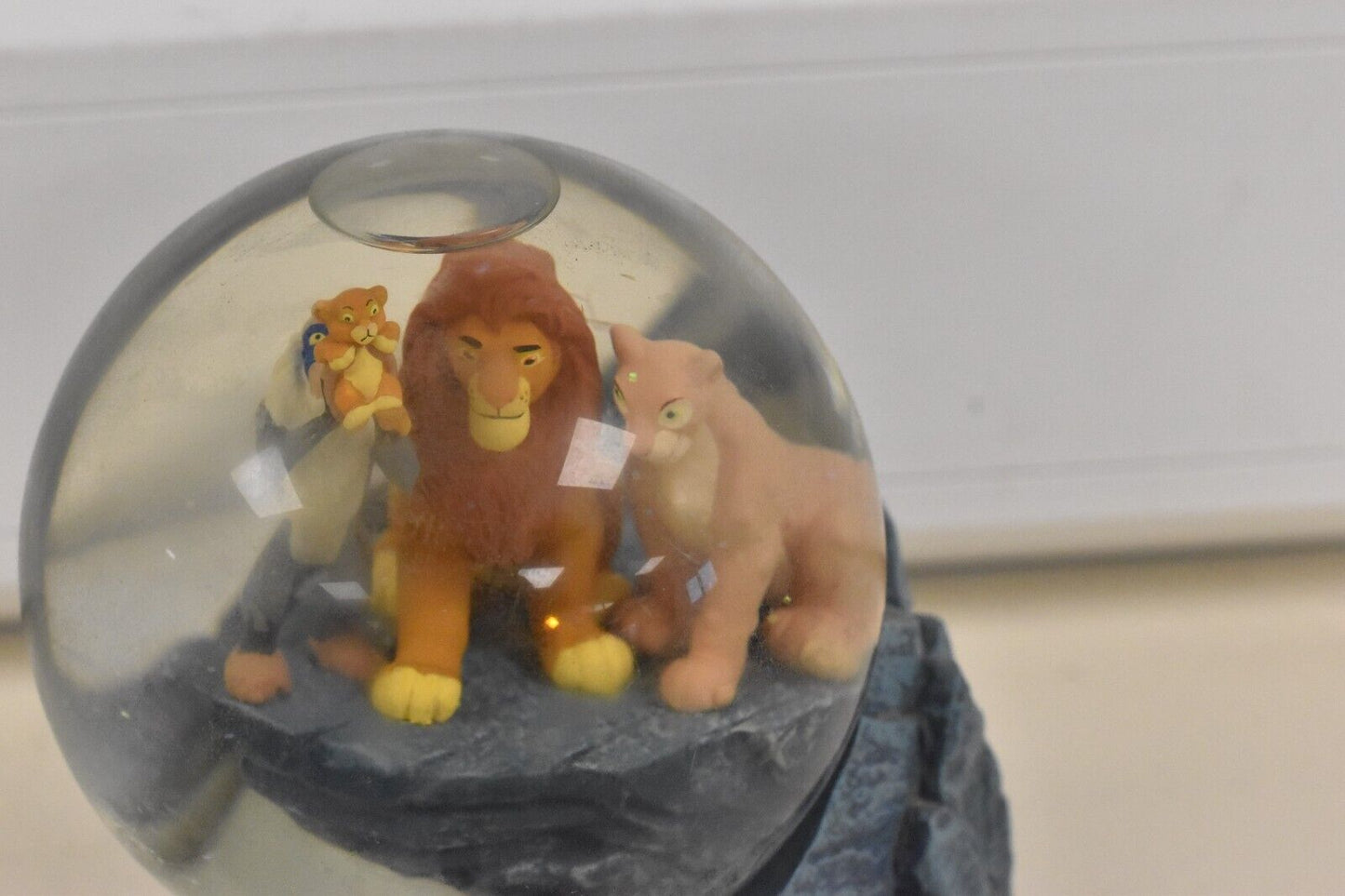 Disney The Lion King Music Box Snow Globe – Plays "The Circle of Life"