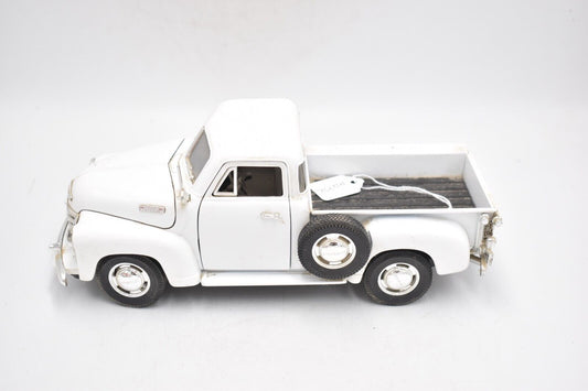 MIRA 1953 Chevrolet Pickup White 1/18 Scale Model Car