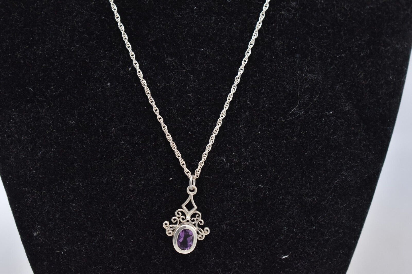 Vintage Sterling Silver & Amethyst Pendant Necklace 42cm