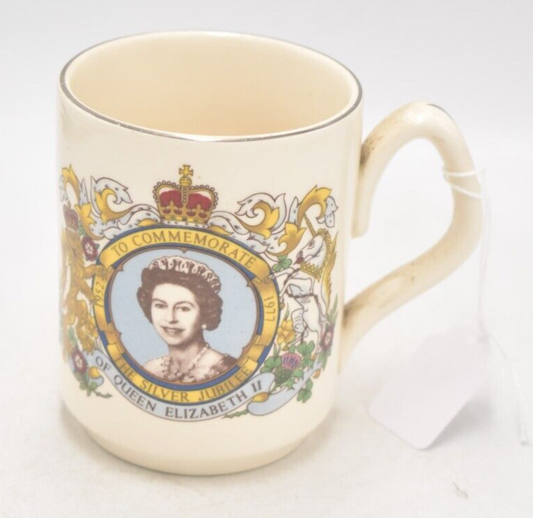 Vintage Sadler Commemorative Mug Silver Jubilee Of Queen Elizabeth 1952- 1977