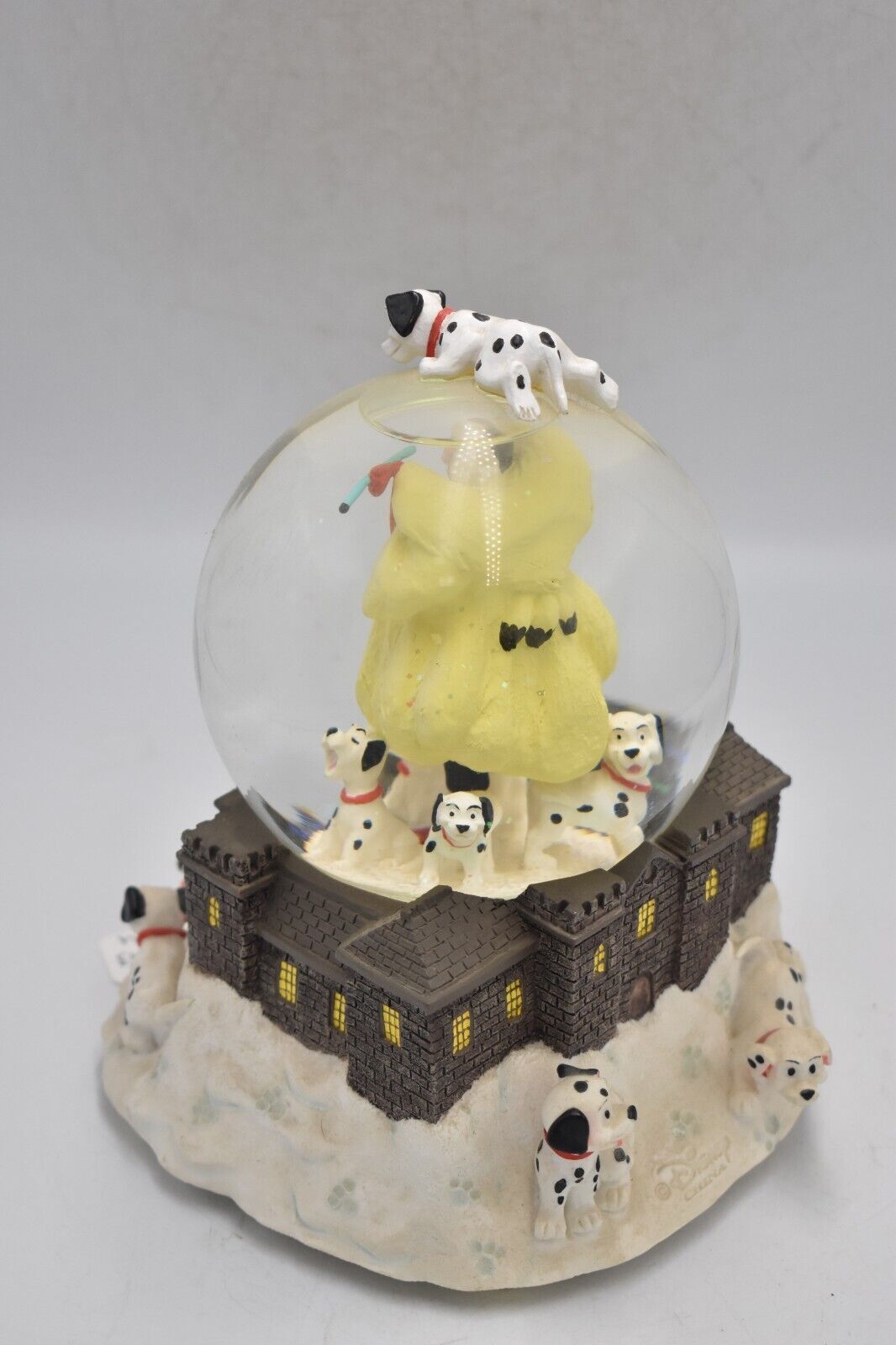 Disney 101 Dalmatians Cruella de Vil Musical Snow Globe