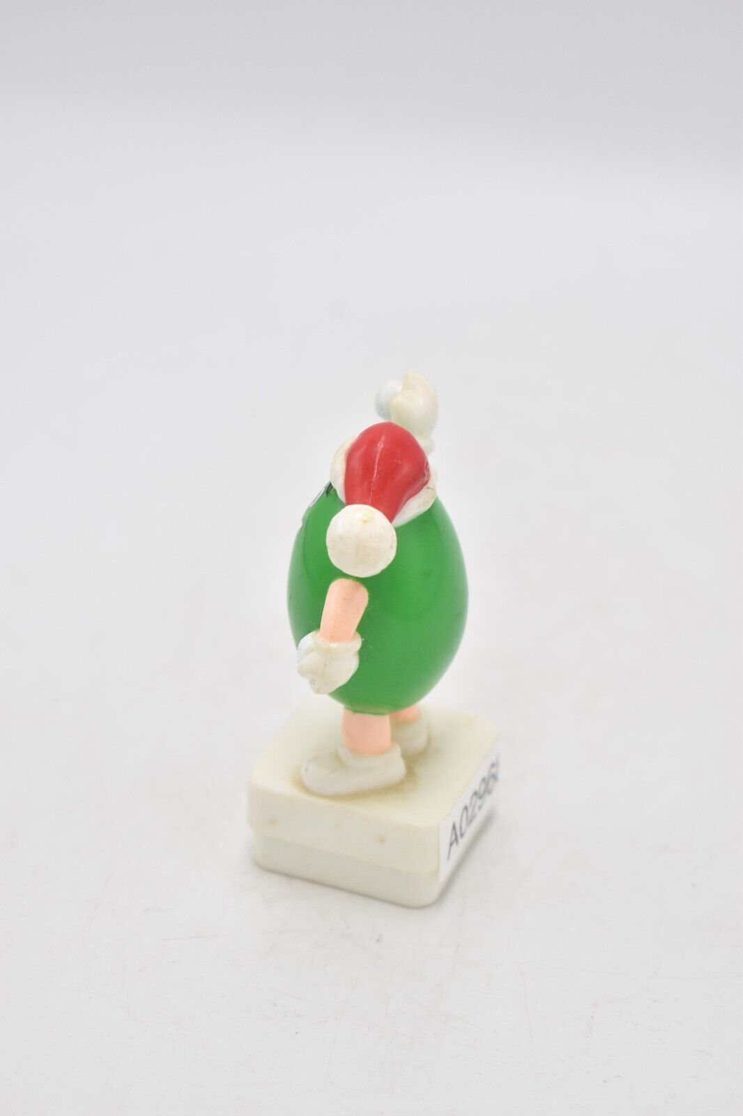 M&M's Green Peanut Character Snowball Throwing Cake Topper 1992