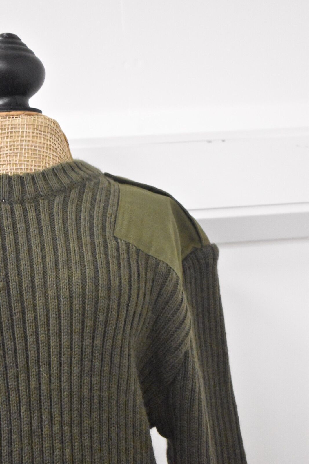 British Army Olive Green Wool Jumper Pullover Thermal Jersey - Size 100cm, Grade