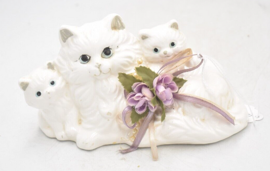 Vintage Trio Cat Figurines Statues Ornaments Decorative