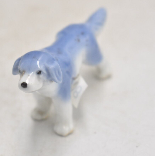 Vintage Foxhound Dog Blue and White Figurine Statue Ornament Decorative