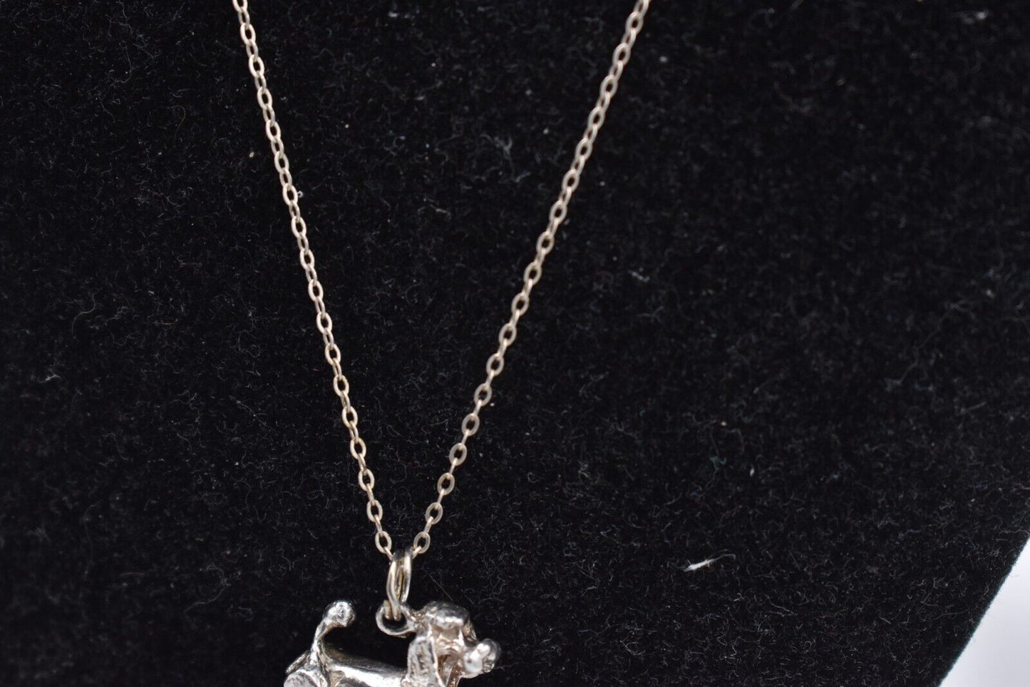 Vintage Sterling Silver 925 Poodle Dog Pendant Necklace – 46cm, 6.15g