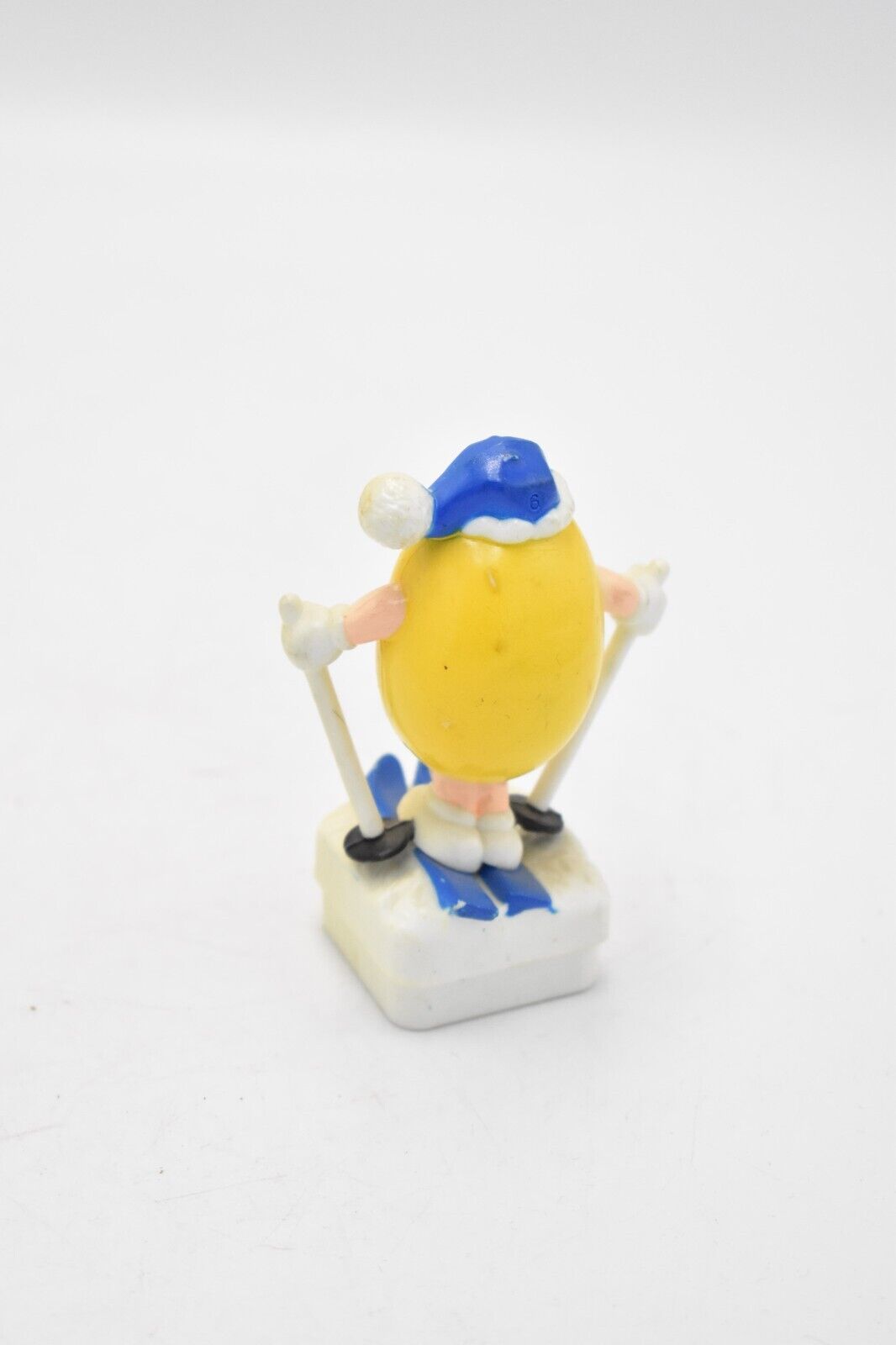 M&M's Yellow Character Skier Cake Topper 1993