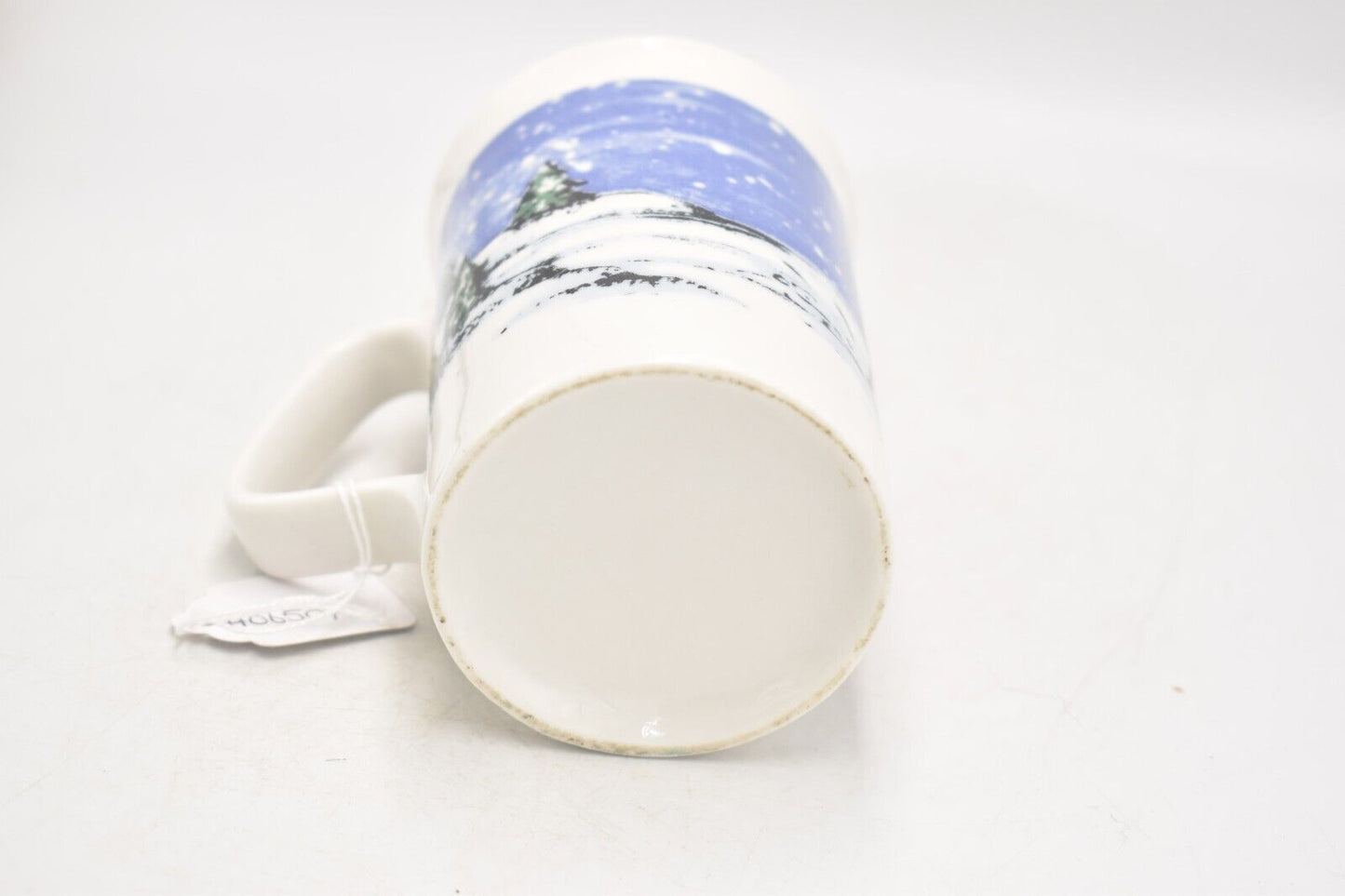 Vintage Teddy Bear Ice Skating Winter Scene Coffee Mug Tea Cup