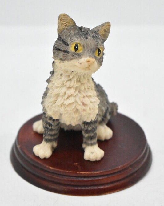 Regency Fine Arts Playful Pet Cat Figurine/ Statue/ Ornament