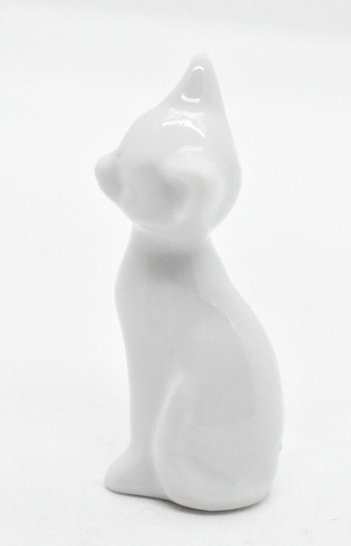 Vintage White Siamese Cat Figurine/ Ornament/ Statue